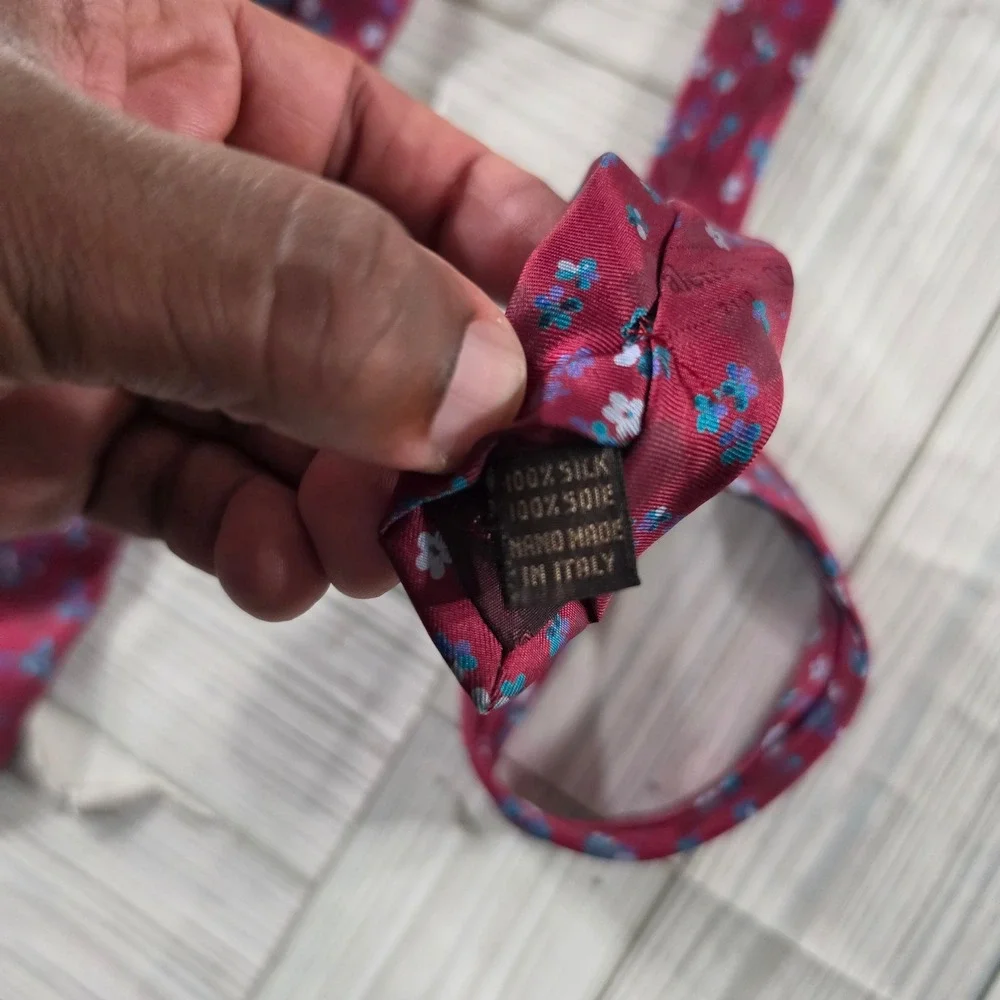 Valentino Cravatte Mens Silk Tie Burgundy Red Blue Floral Made in Italy Luxury